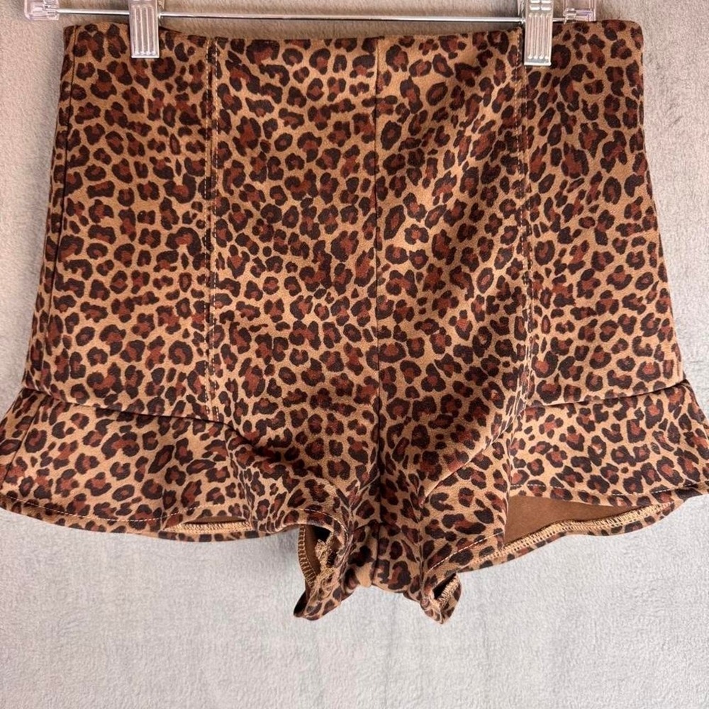Sky Leopard Print High Waist Ruffle Shorts S Y2K Vibe